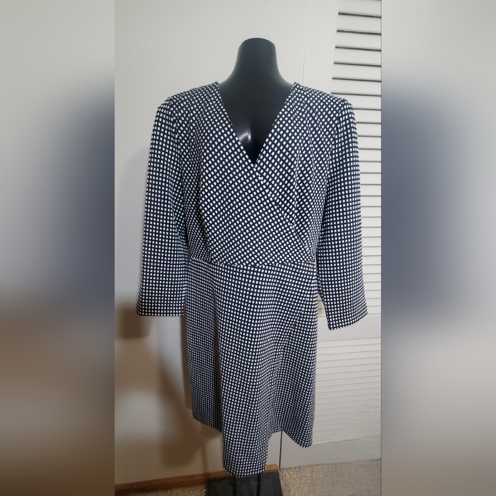 Lark & Ro career dress